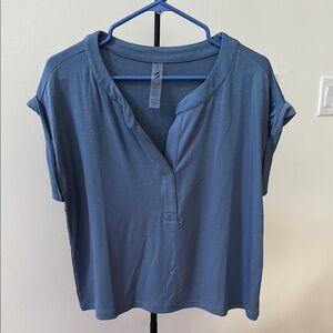 Lou & Grey Blue Short Sleeve Button Down Blouse